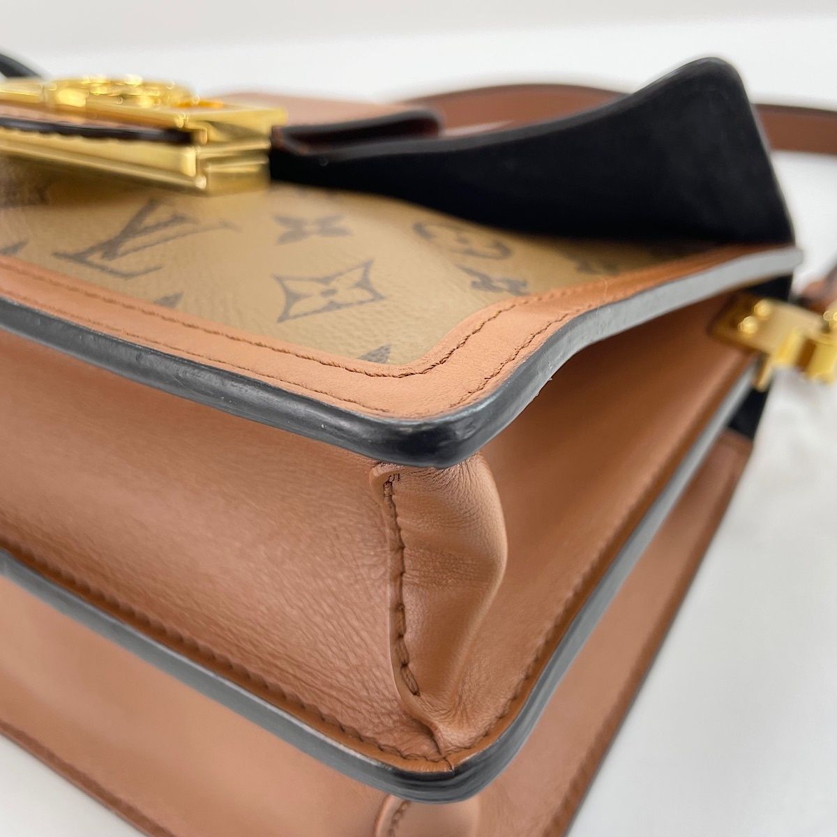 Louis Vuitton Shoulder Bag Dauphine MM — view 8