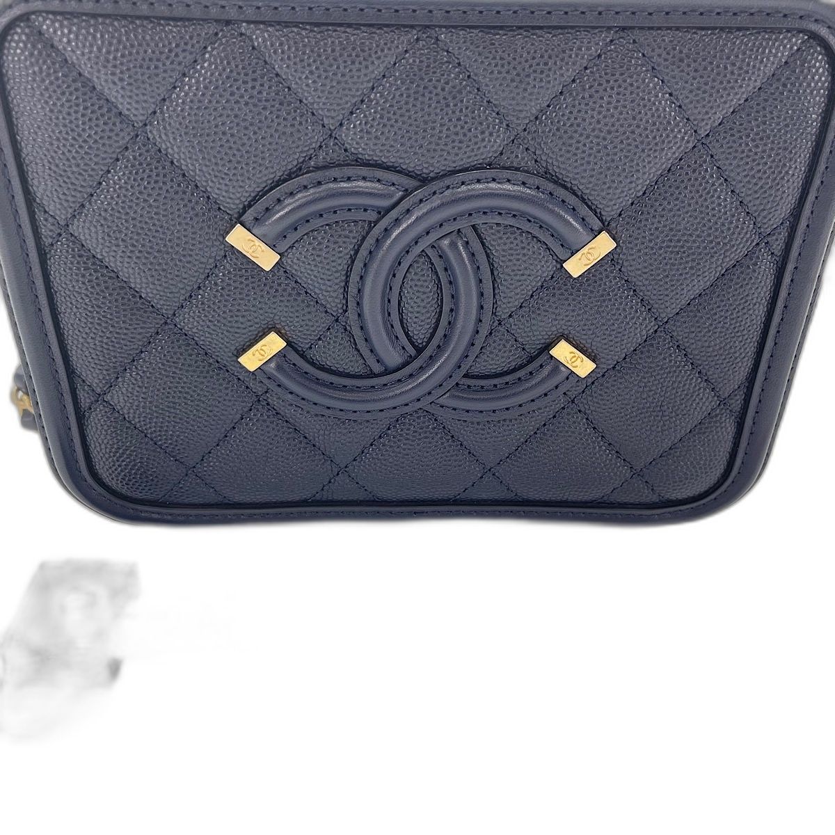 Chanel Shoulder Bag Filigree — view 3