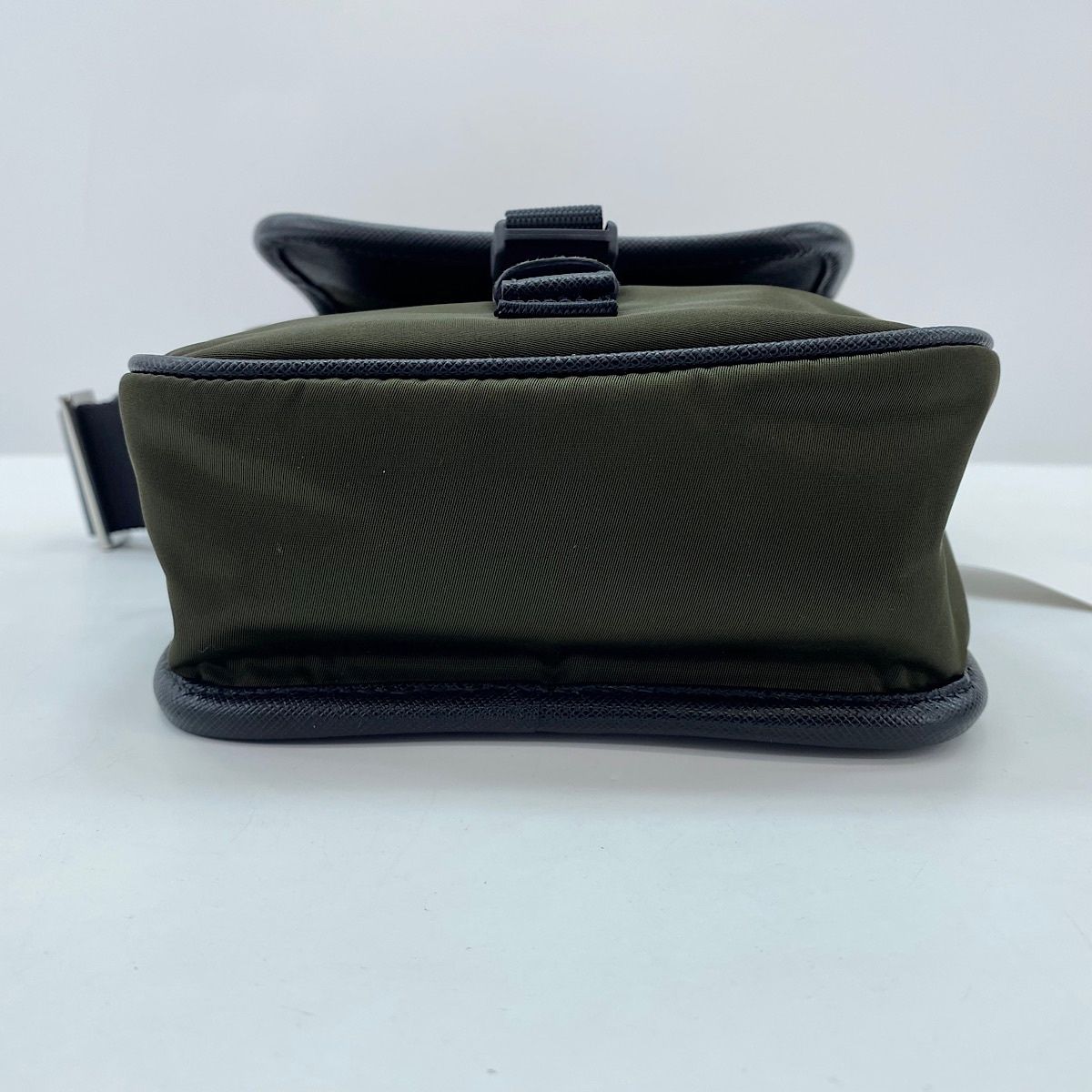 Prada Shoulder Bag Saffiano — view 6