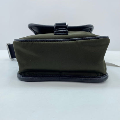 Prada Shoulder Bag Saffiano — view 6