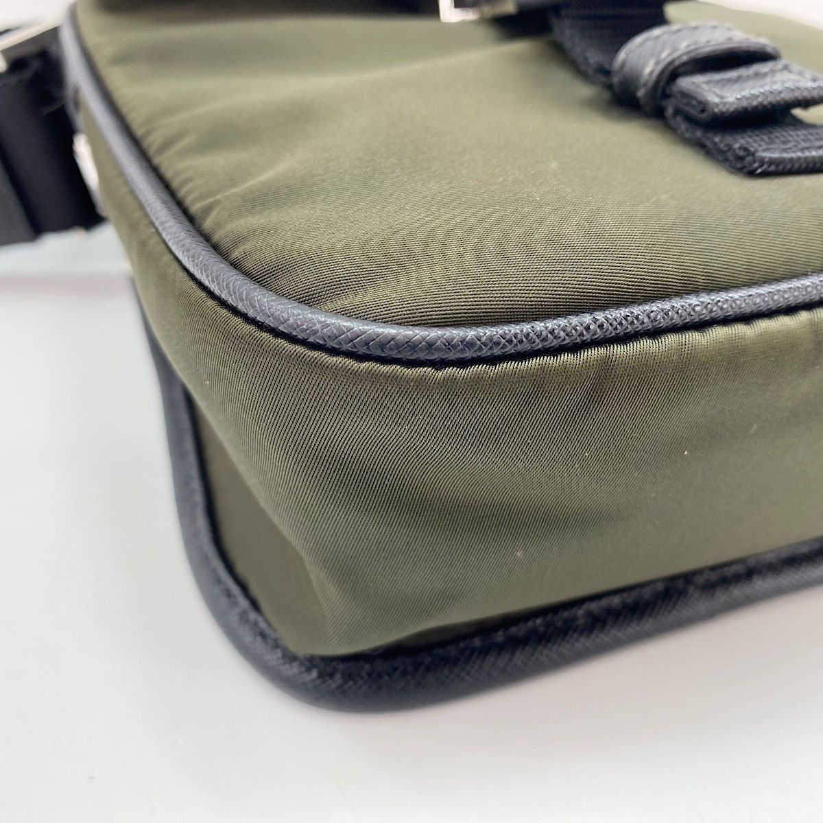 Prada Shoulder Bag Saffiano — view 7