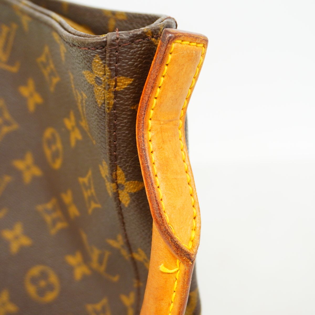 Louis Vuitton Shoulder Bag Monogram Looping GM Brown — view 8