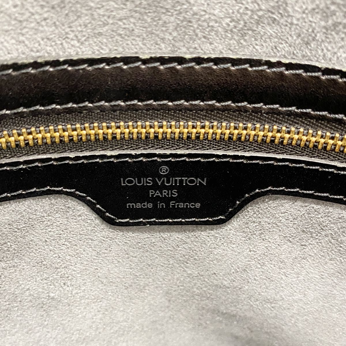 Louis Vuitton Shoulder Bag Epi Lussac Noir — view 5