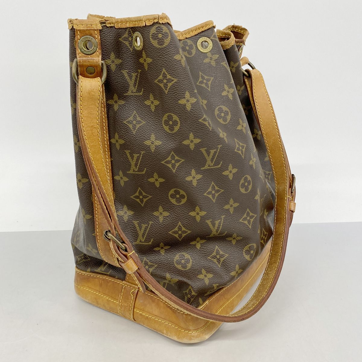 Louis Vuitton Shoulder Bag Monogram Noe Brown — view 2