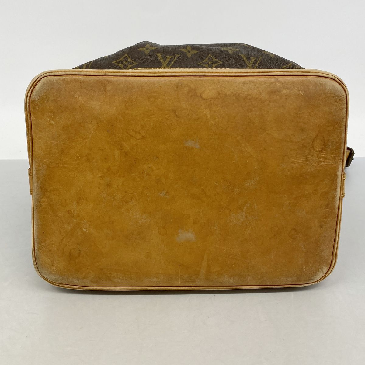 Louis Vuitton Shoulder Bag Monogram Noe Brown — view 3