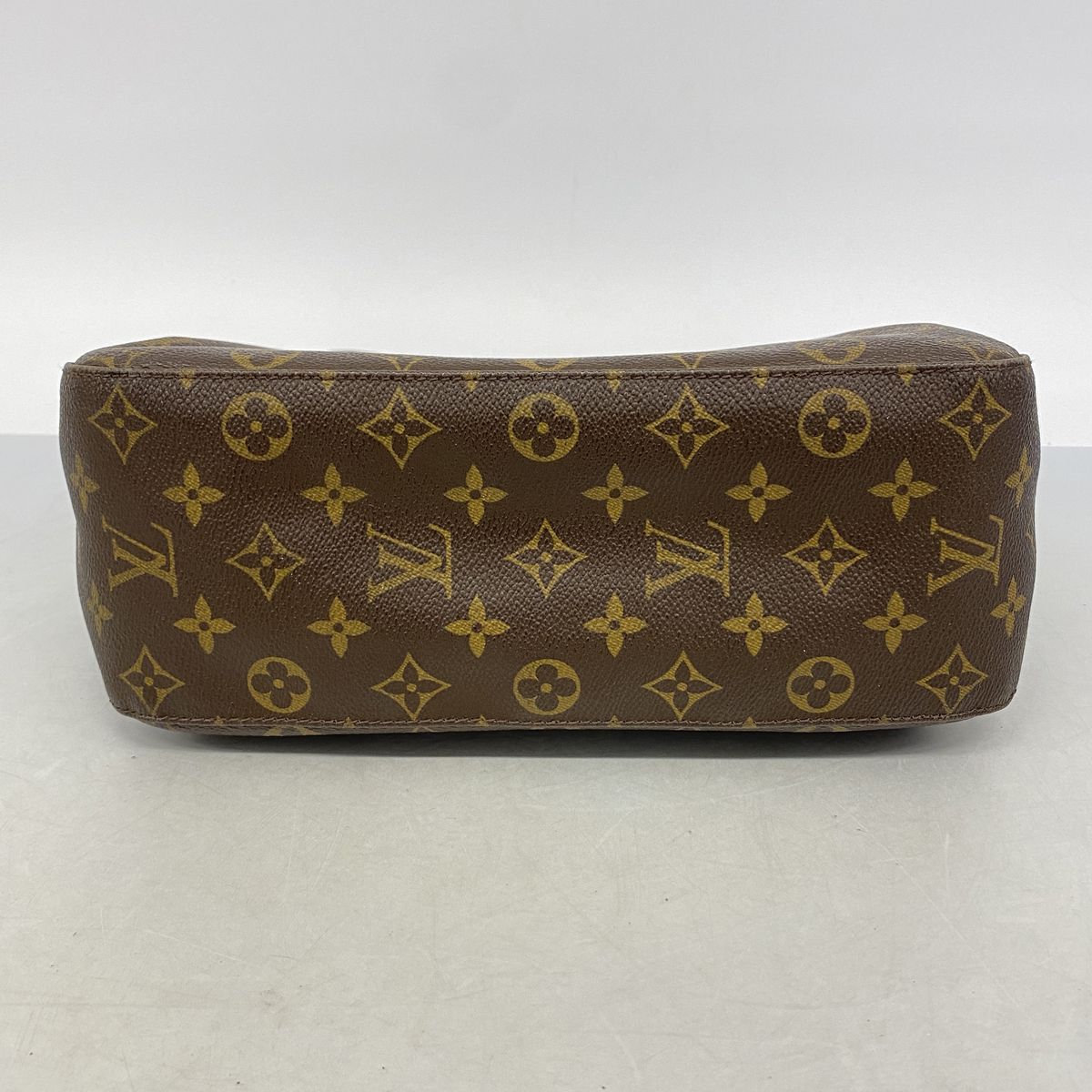 Louis Vuitton Shoulder Bag Monogram Looping GM Brown — view 3
