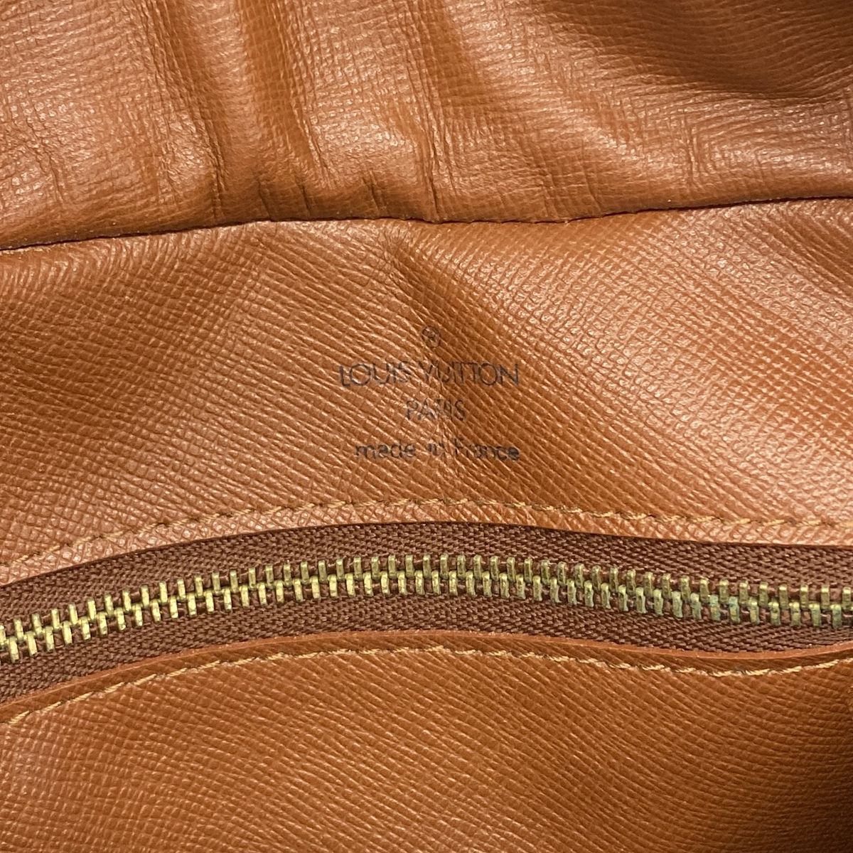 Louis Vuitton Shoulder Bag Monogram Boulogne 30 Brown — view 5