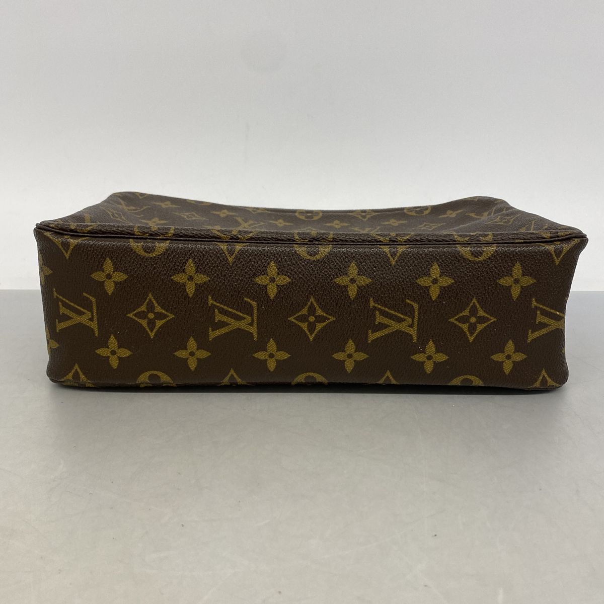 Louis Vuitton Pouch Monogram Trousse Toilet 28 Brown — view 3