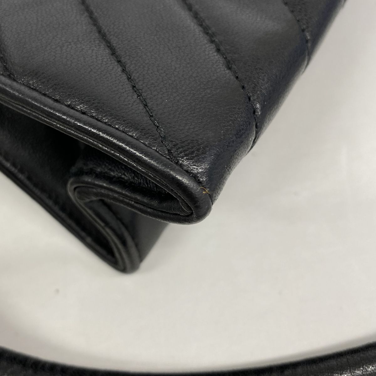 Chanel Shoulder Bag Stitch Lambskin Black Gold — view 7