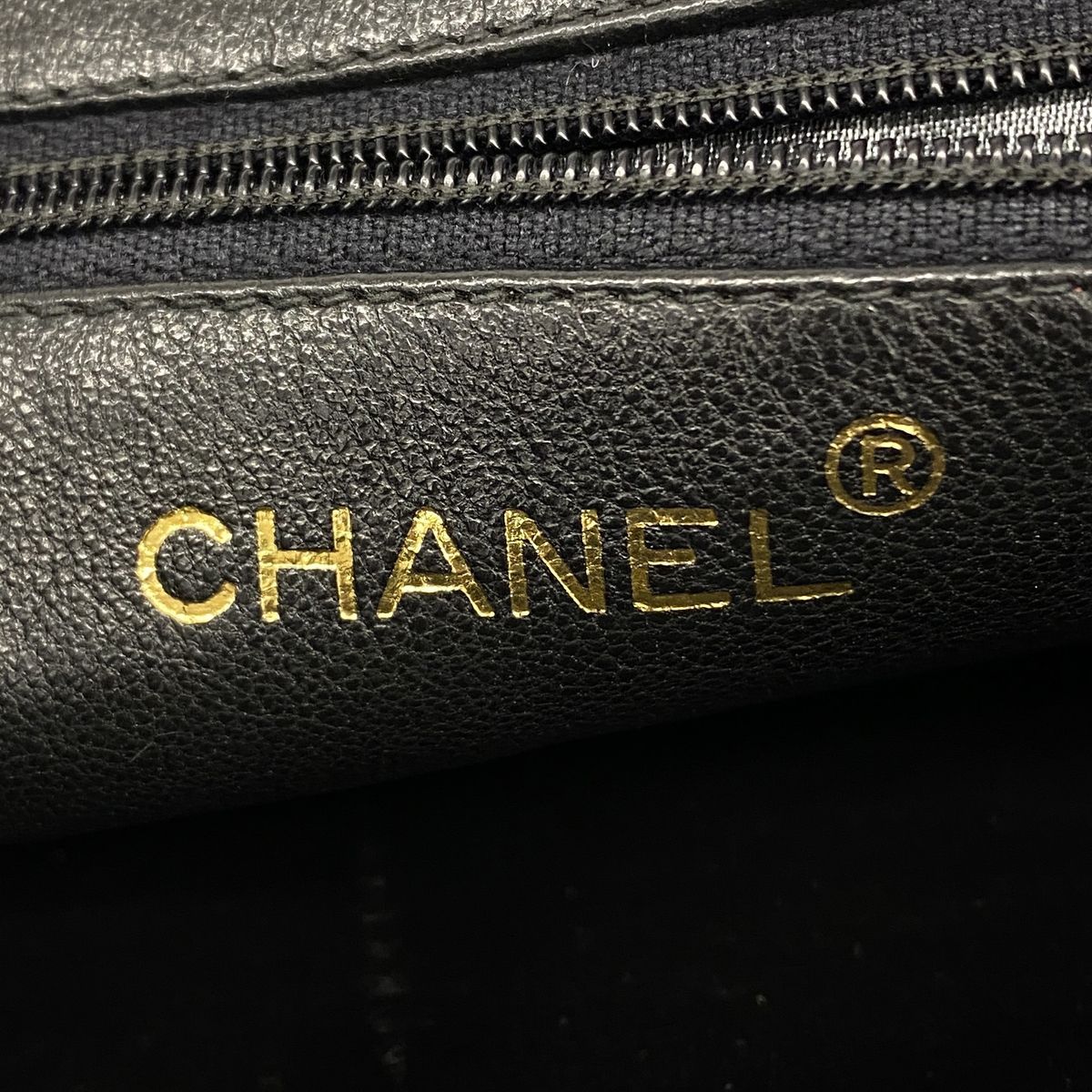 Chanel Shoulder Bag Stitch Lambskin Black Gold — view 5