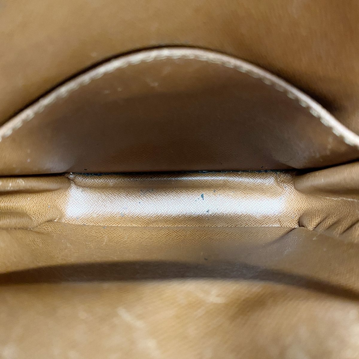Louis Vuitton Shoulder Bag Monogram Amazon Brown — view 4
