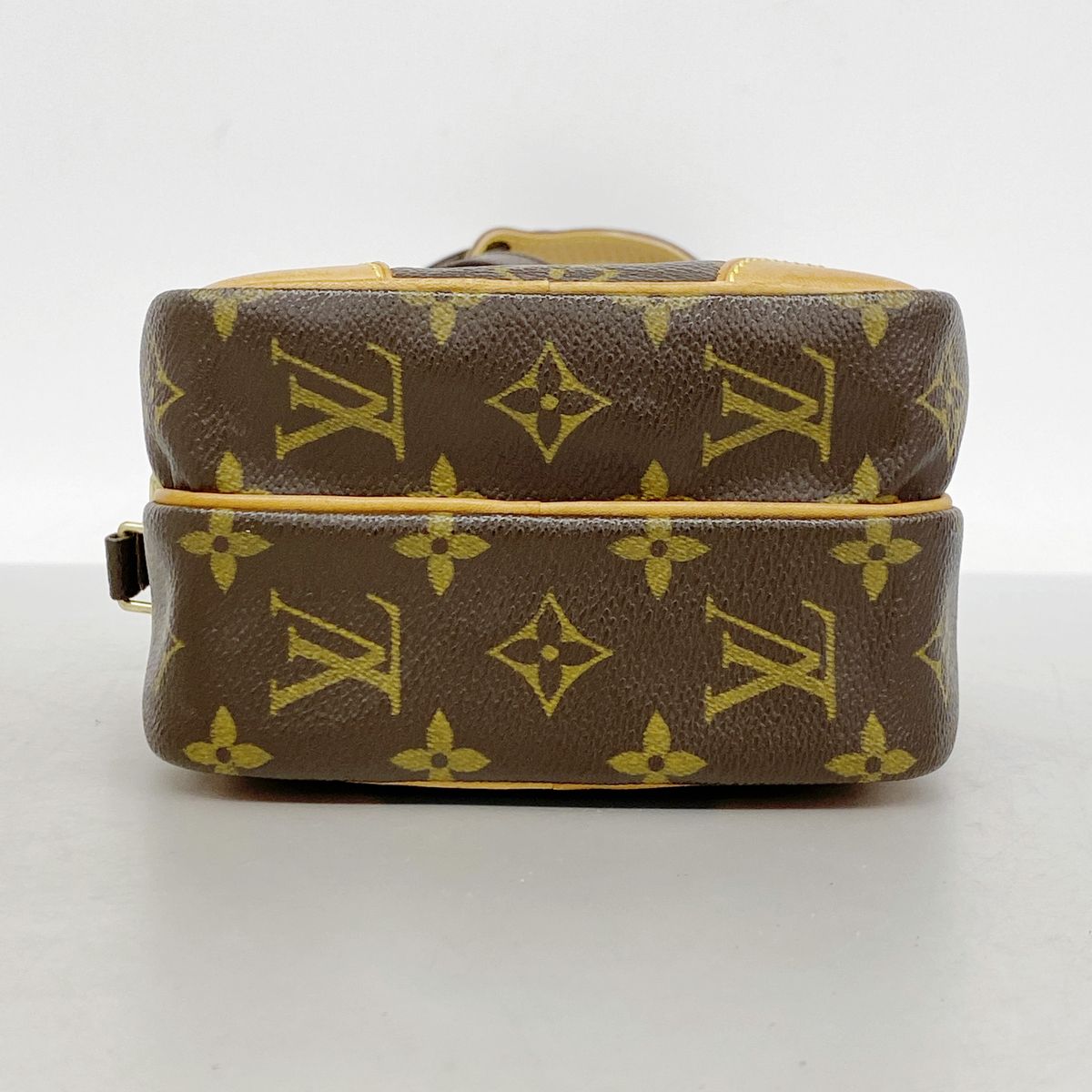 Louis Vuitton Shoulder Bag Monogram Amazon Brown — view 3