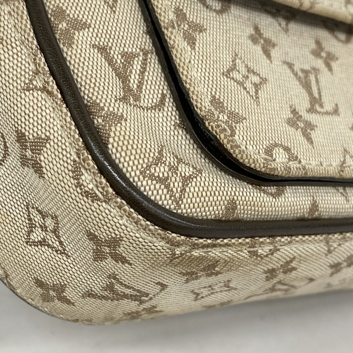 Louis Vuitton Shoulder Bag Monogram Mini Juliette Khaki — view 6