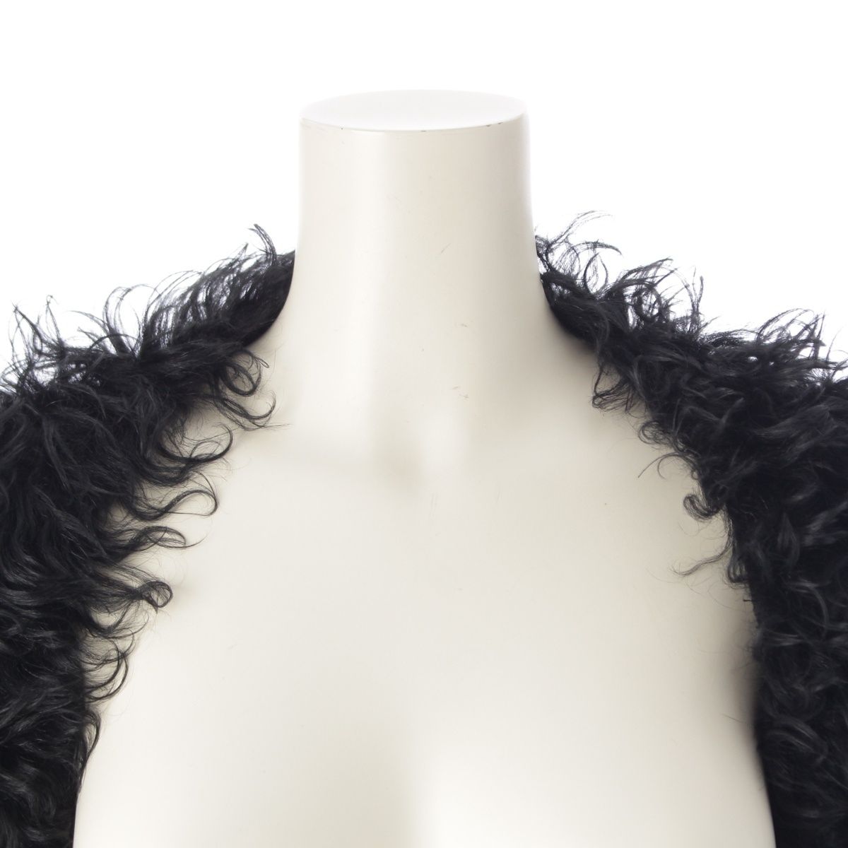 Gucci W Silk Lamb Fur Shaggy Cropped Jacket Frida Giannini Era Look 42 Circle — view 5