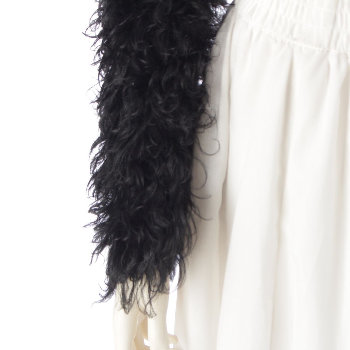 Gucci W Silk Lamb Fur Shaggy Cropped Jacket Frida Giannini Era Look 42 Circle — view 6