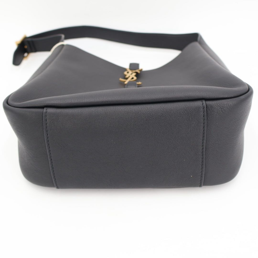 Saint Laurent le 5 a 7 Soft Small Shoulder Bag — view 3