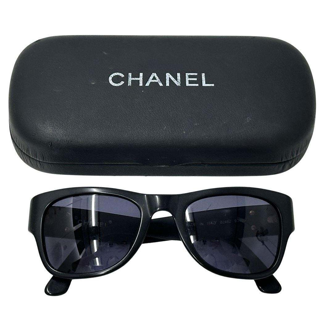 Chanel Sunglasses CC Logo Black Eyewear — view 8