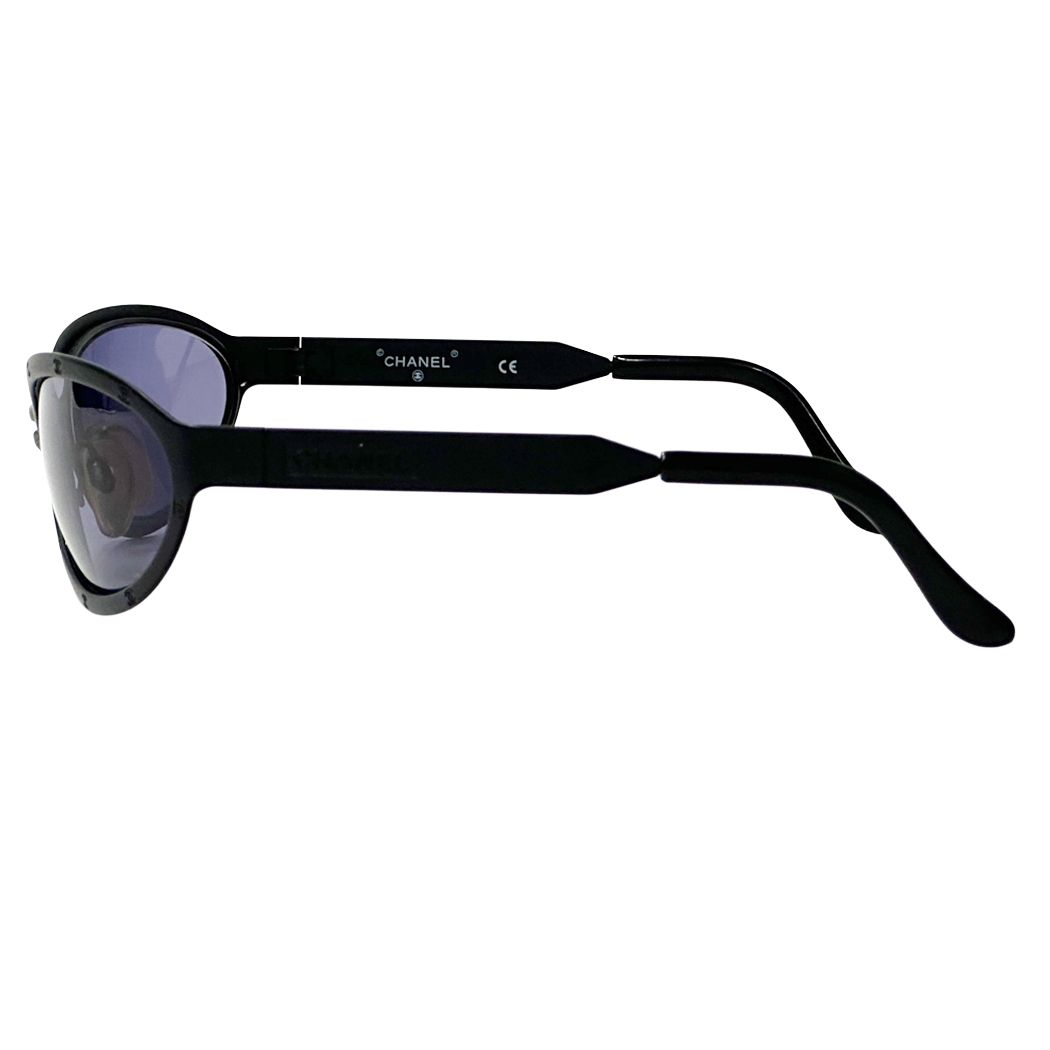 Chanel Sunglasses CC Logo Black Oval Eyewear — view 3