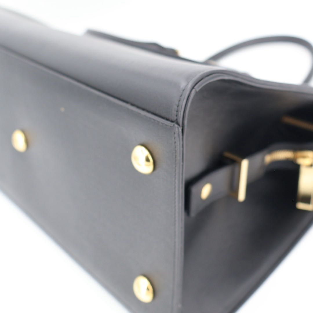 Saint Laurent Cabas Chic Handbag Bag — view 4