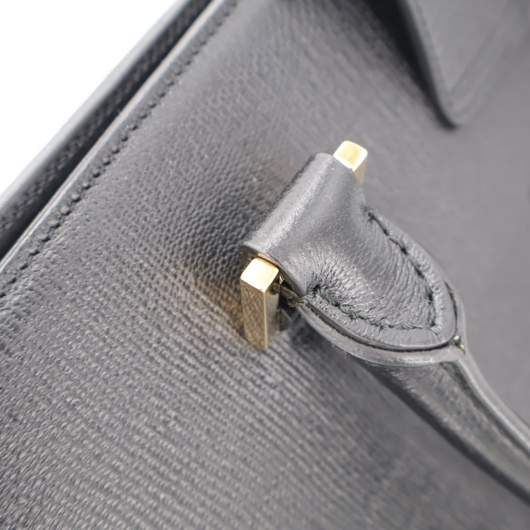 Saint Laurent Cabas Chic Handbag Bag — view 8