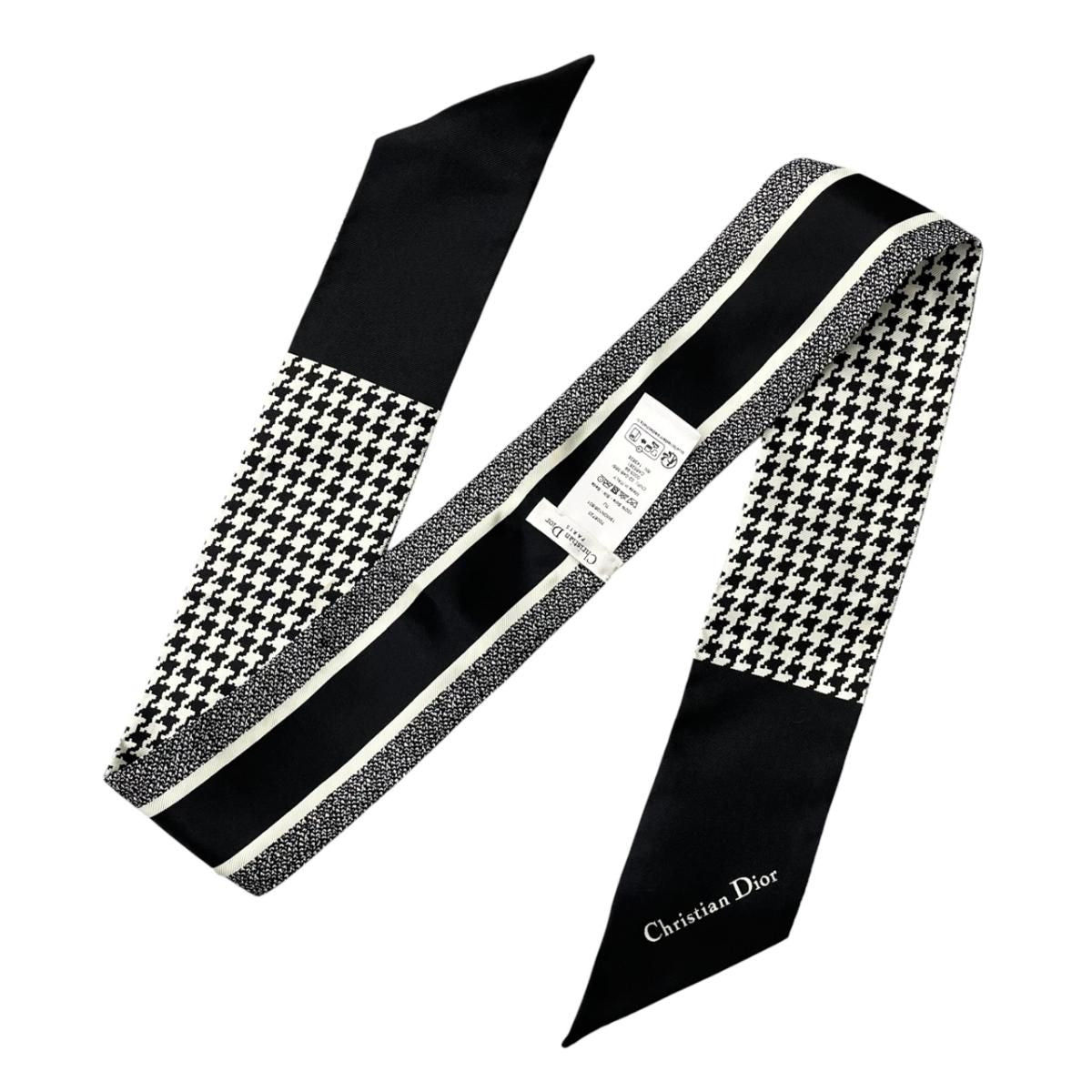 Dior Silk Calfskin Mitzah 30 Montaigne Houndstooth Logo Black White Handbag — view 2