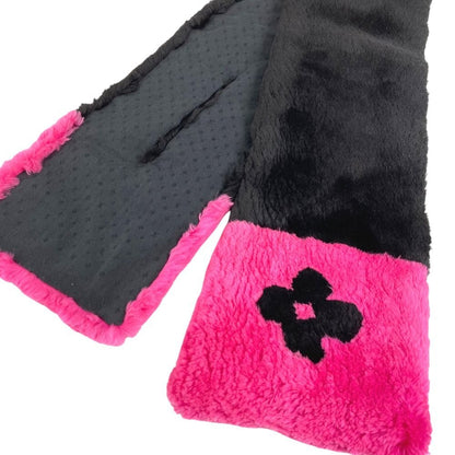 Louis Vuitton Scarf Echarpe LV in the City Silk Pink — view 6
