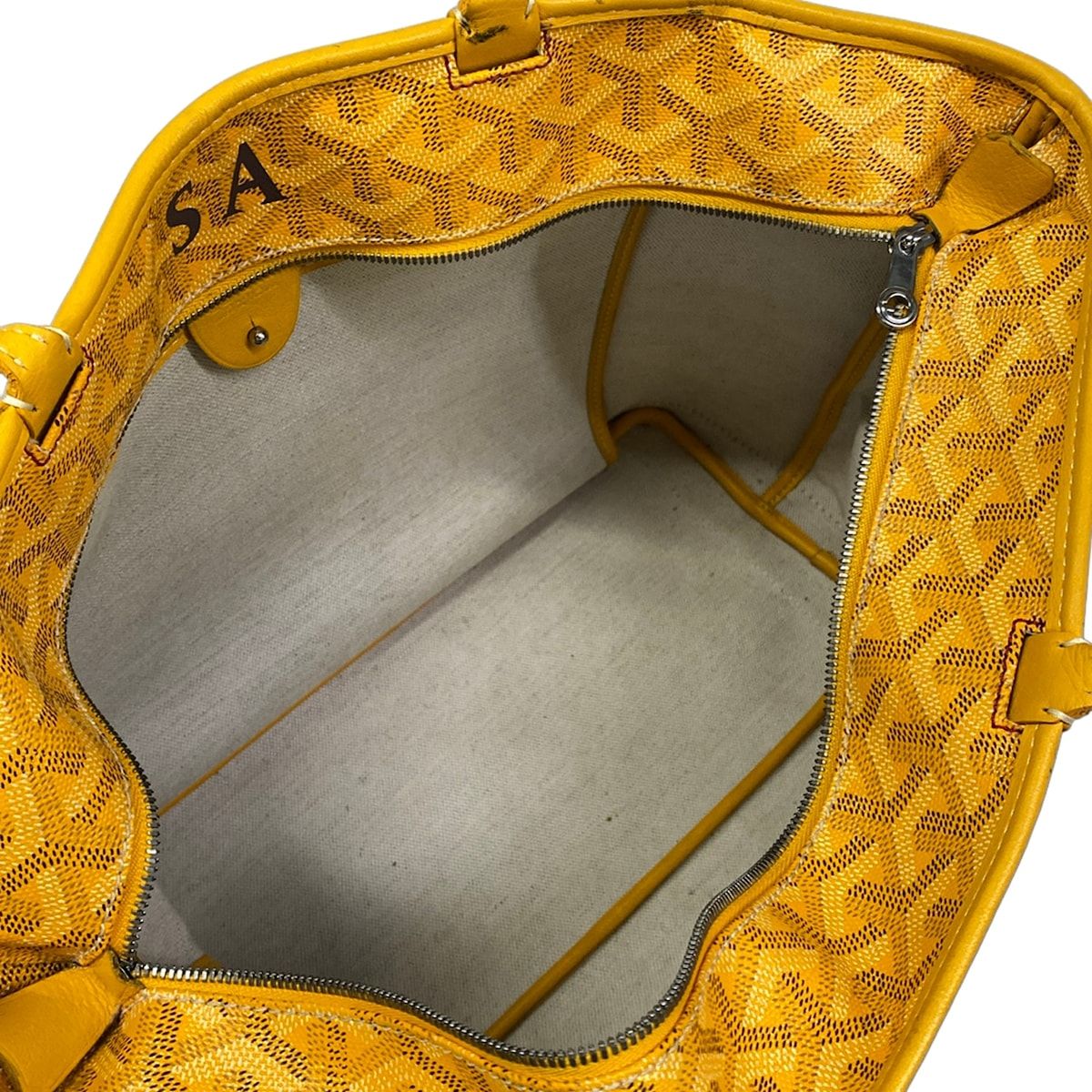 Goyard Shoulder Bag Artois PM Yellow with Initials Leather — view 7