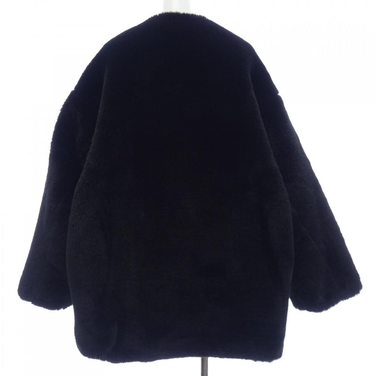 Moncler Genius Hyke Lema Down Jacket — view 2
