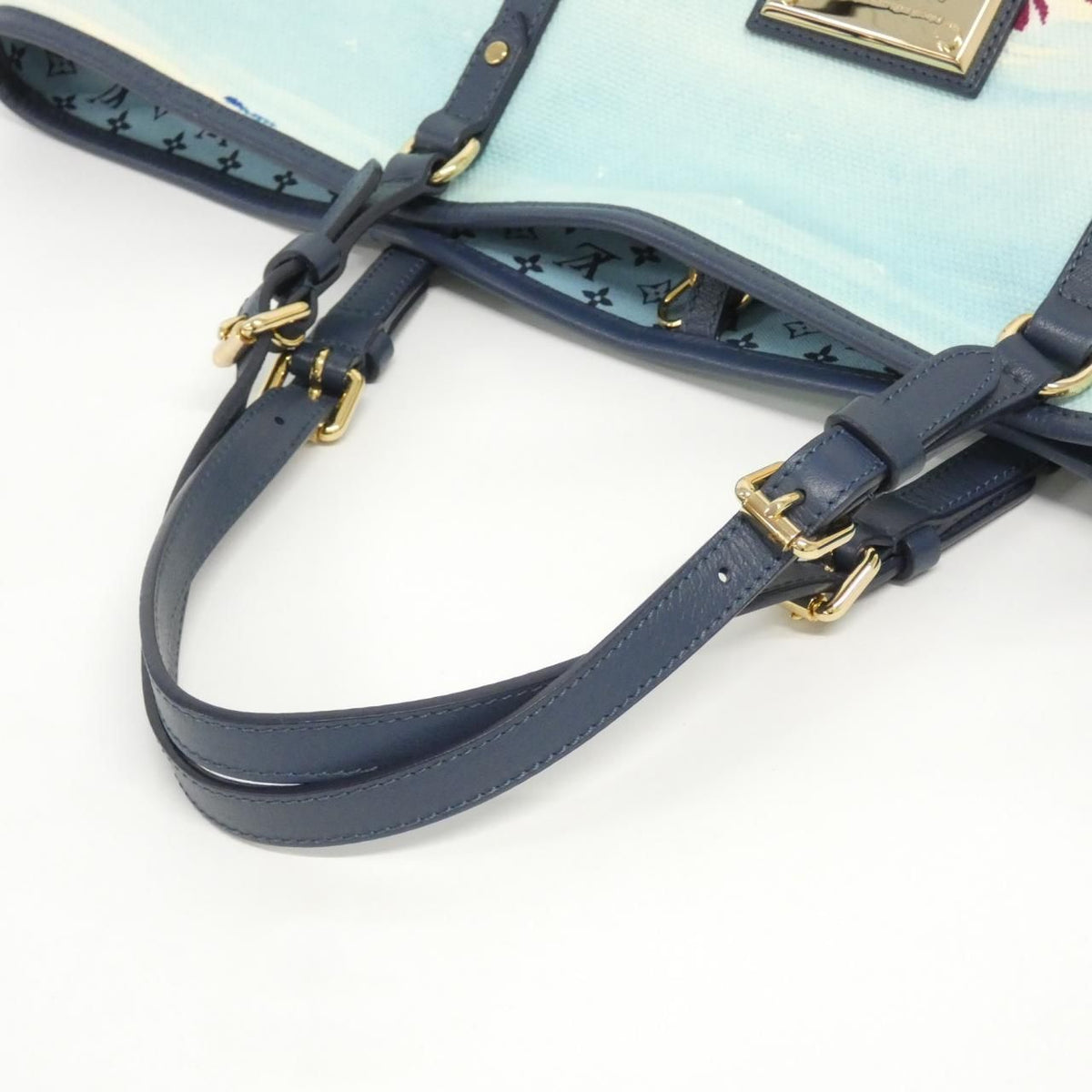 Louis Vuitton Airall Cabas GM Bag — view 6