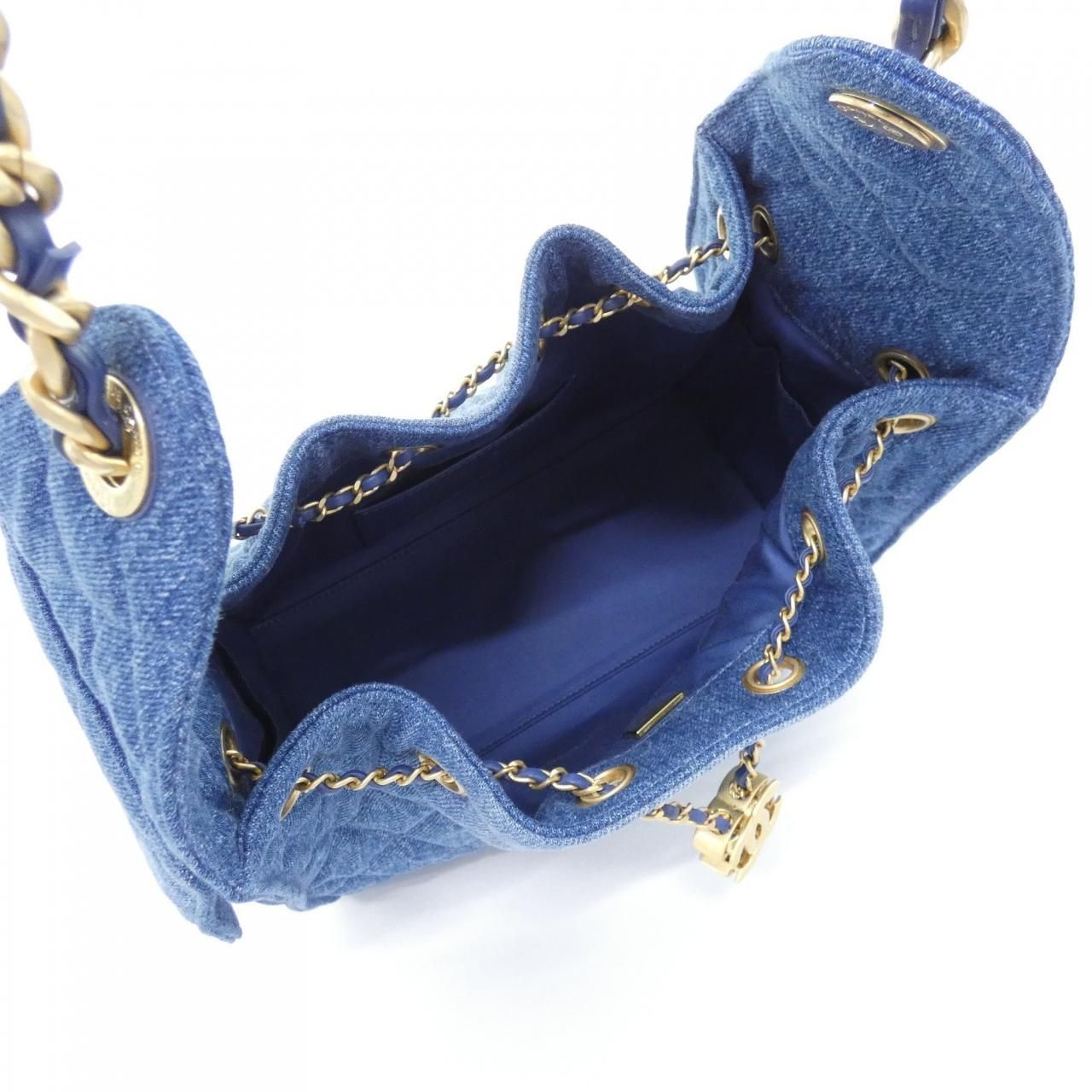 Chanel 25 Line Shoulder Bag — view 6