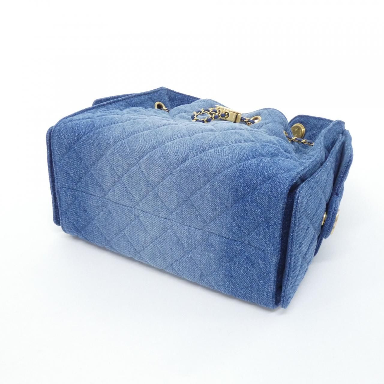 Chanel 25 Line Shoulder Bag — view 3