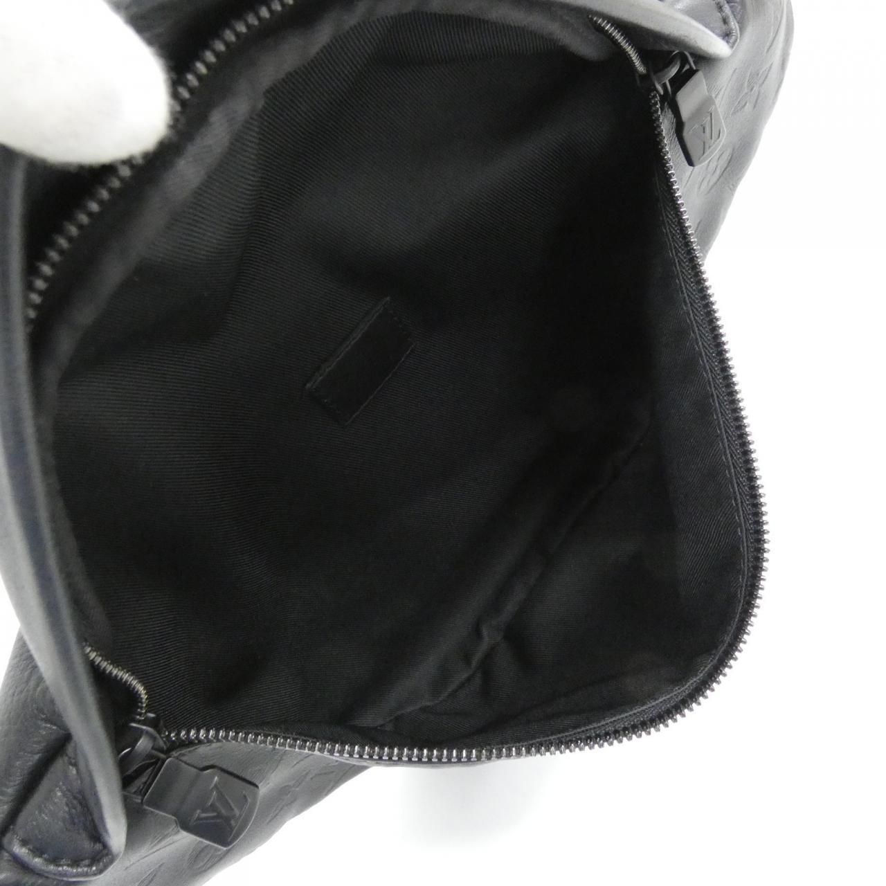 Louis Vuitton Monogram Shadow Discovery Bum Bag — view 7