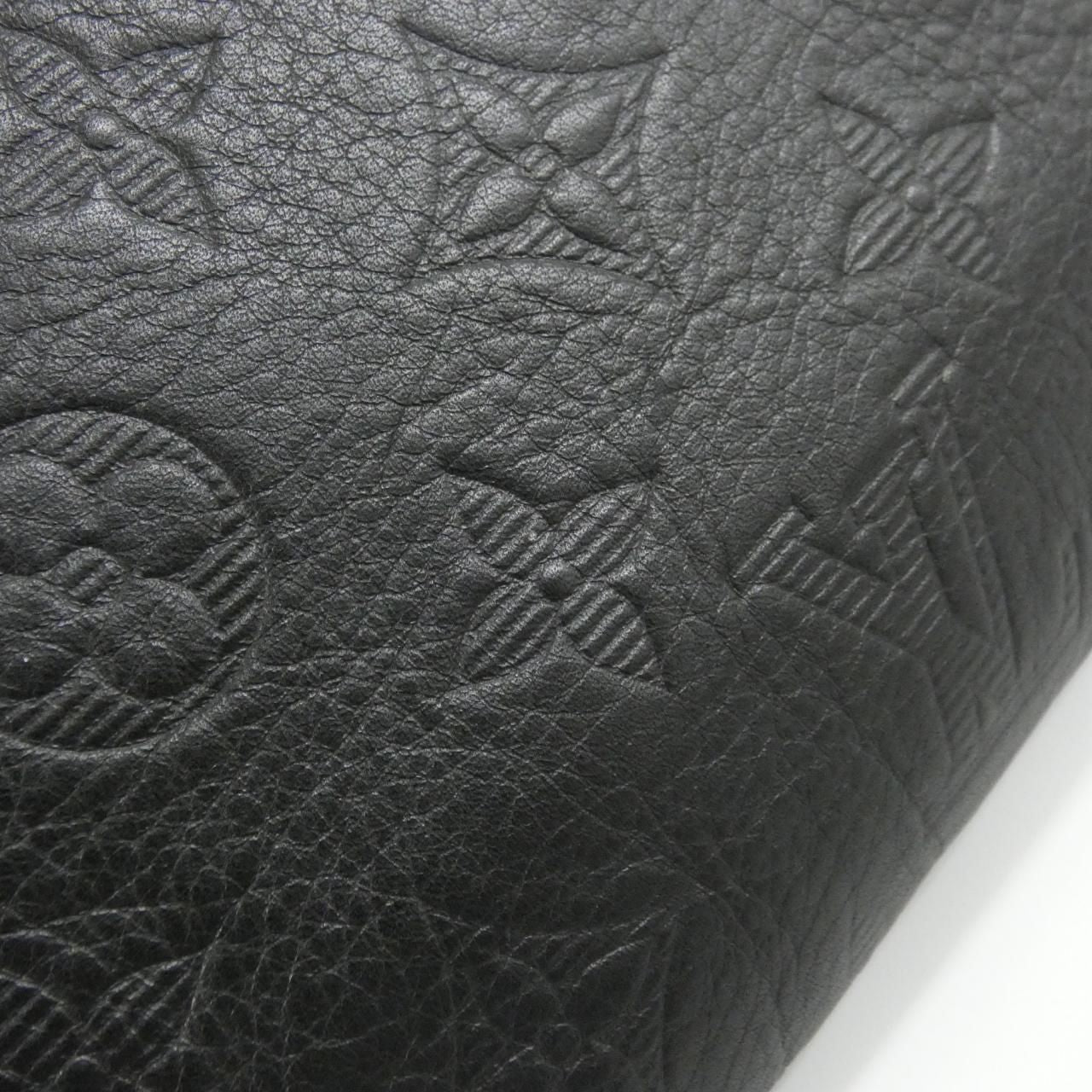 Louis Vuitton Monogram Shadow Discovery Bum Bag — view 5