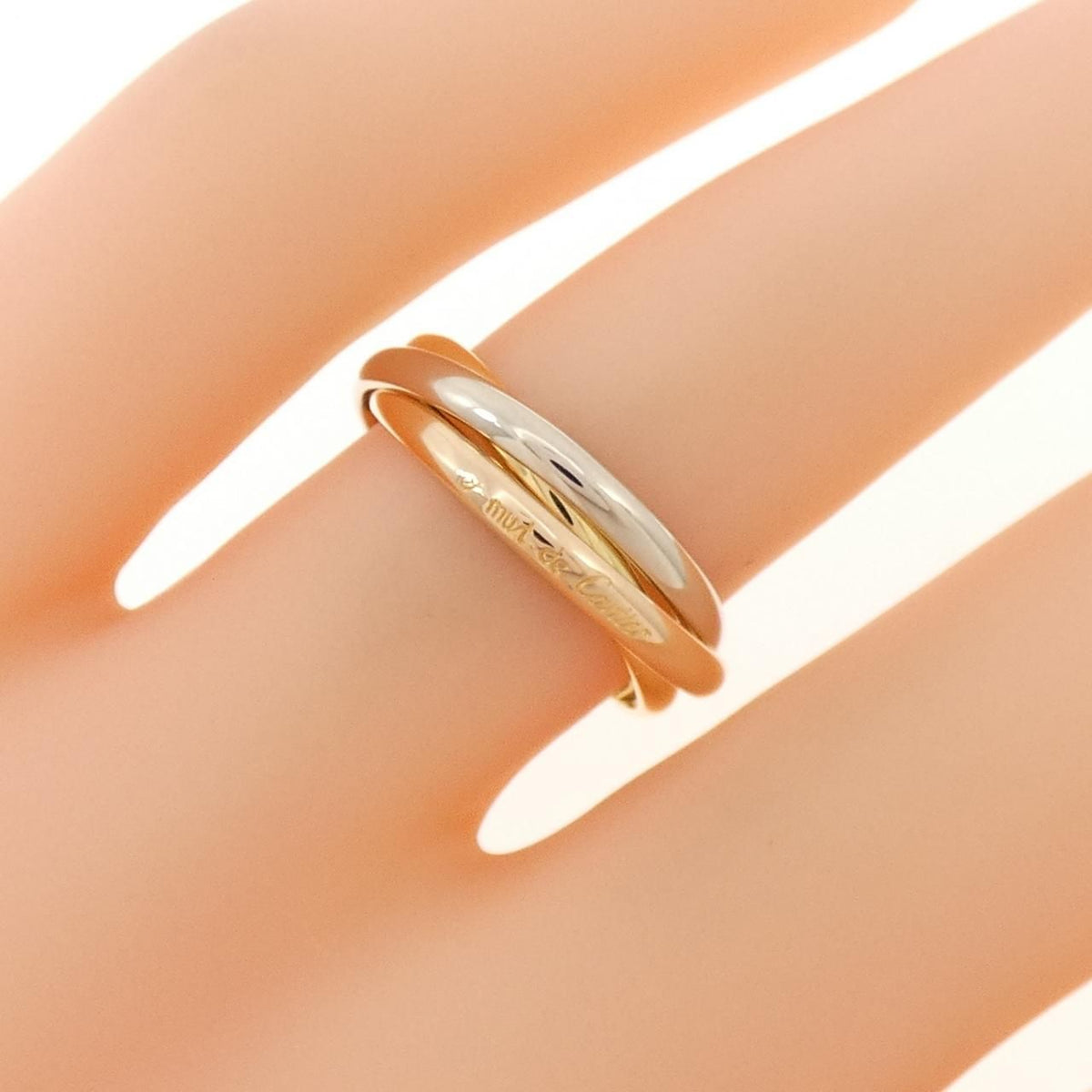 Cartier Trinity Ring Gold — view 4