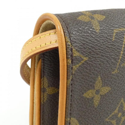 Louis Vuitton Monogram Pochette Twin GM Shoulder Bag — view 4