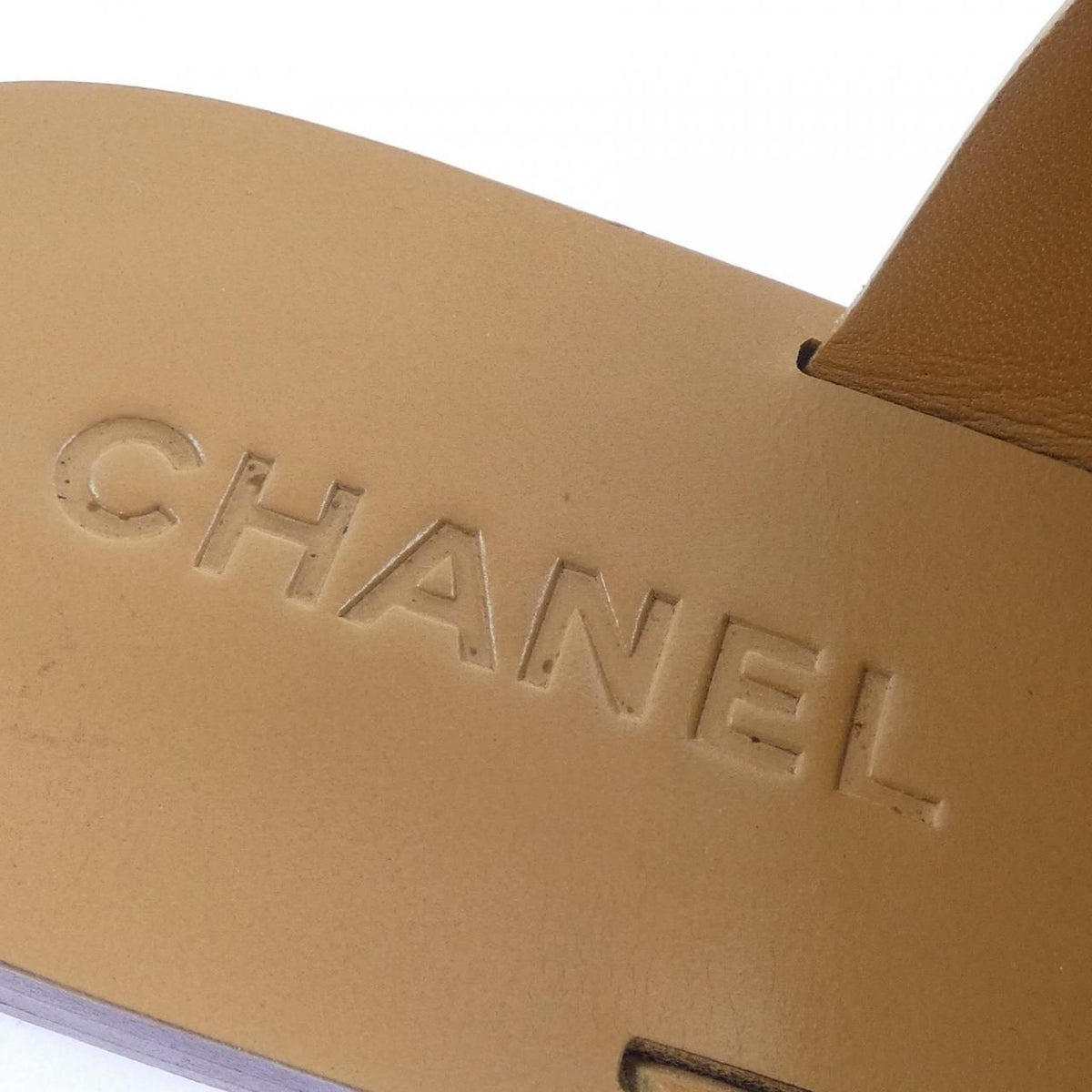 Chanel Sandals Gold — view 6