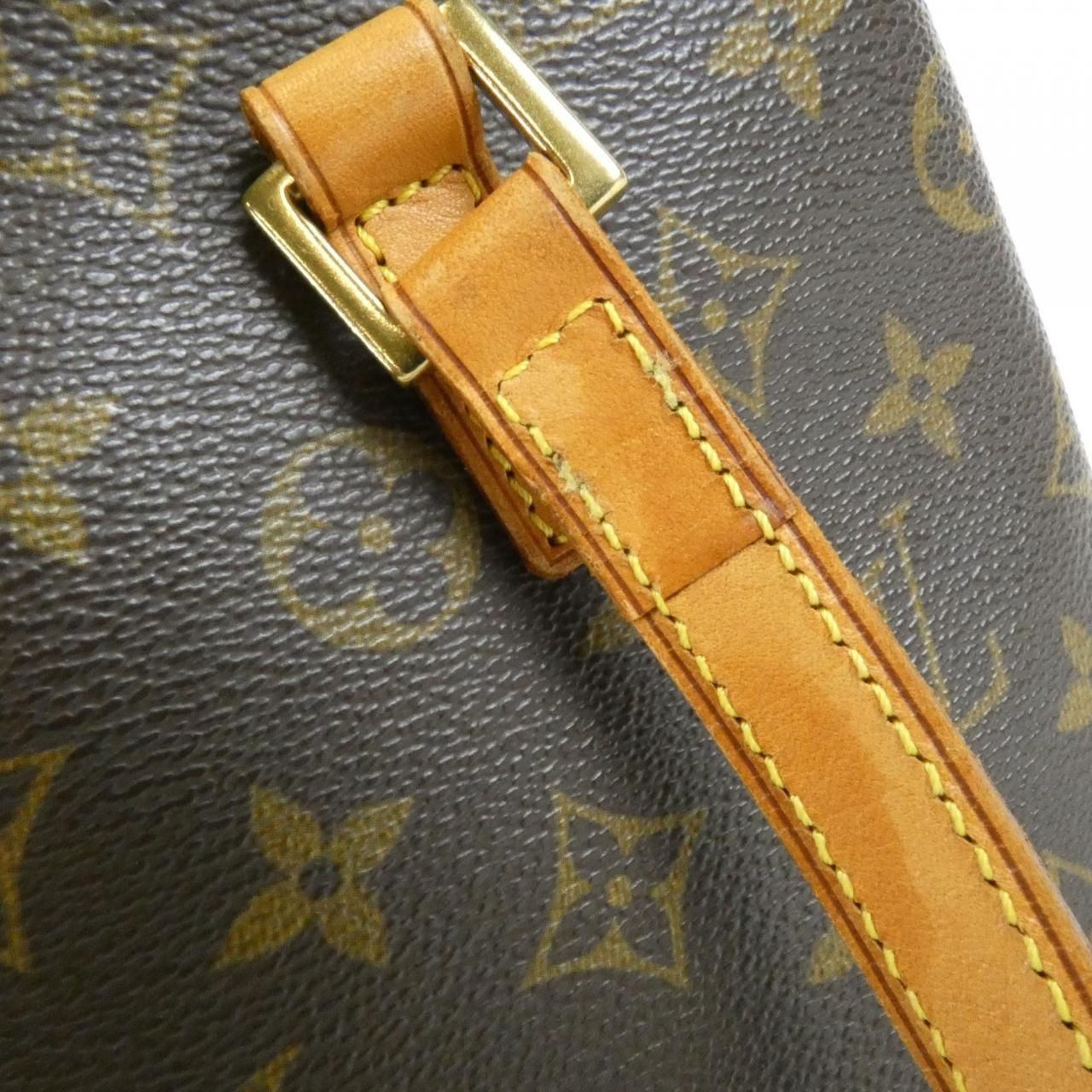 Louis Vuitton Monogram Vavin PM Bag — view 7