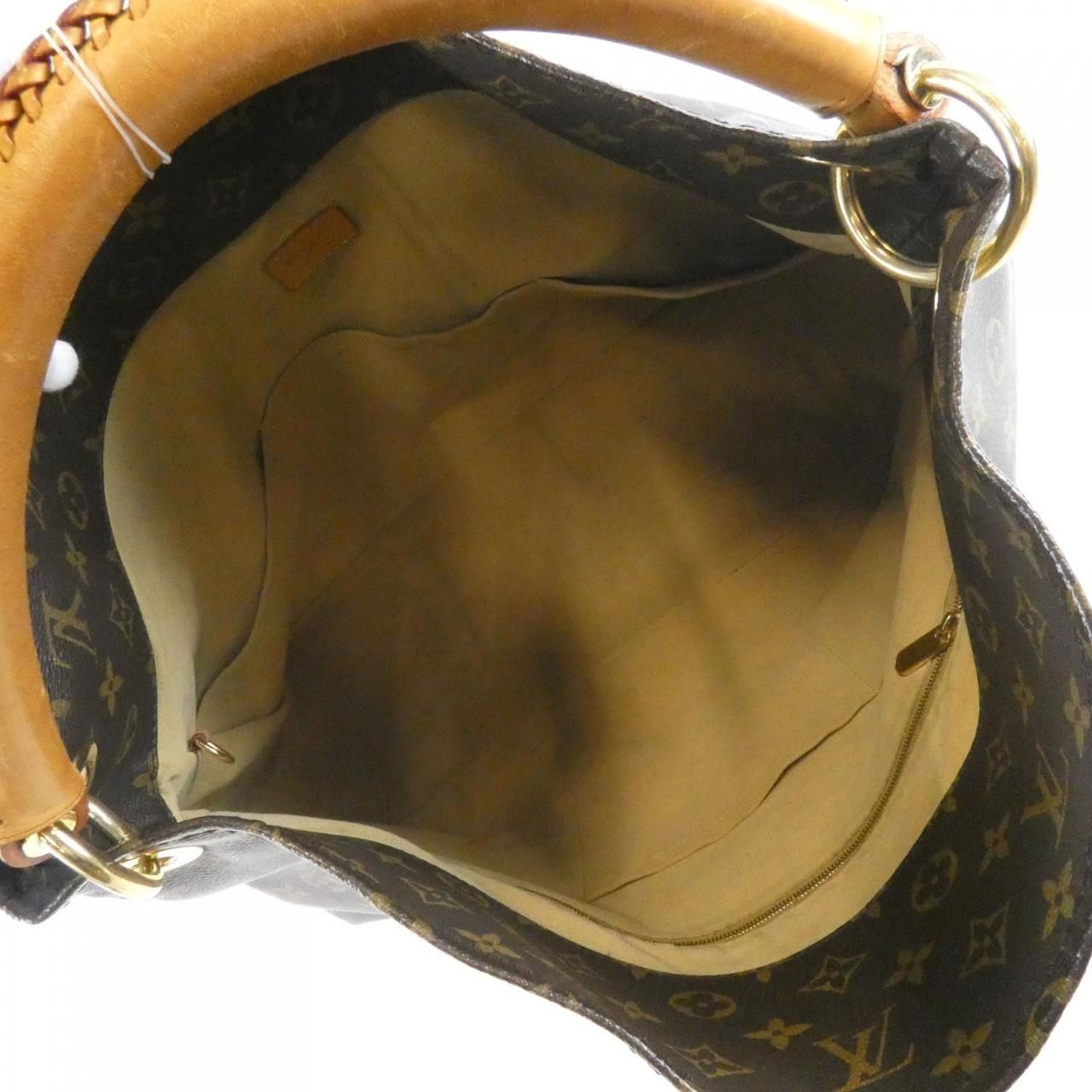 Louis Vuitton Monogram Artsy GM Shoulder Bag — view 6