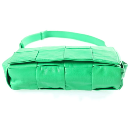 Bottega Veneta Cassette Belt Bag Leather Green — view 4
