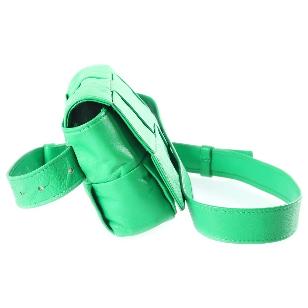 Bottega Veneta Cassette Belt Bag Leather Green — view 3