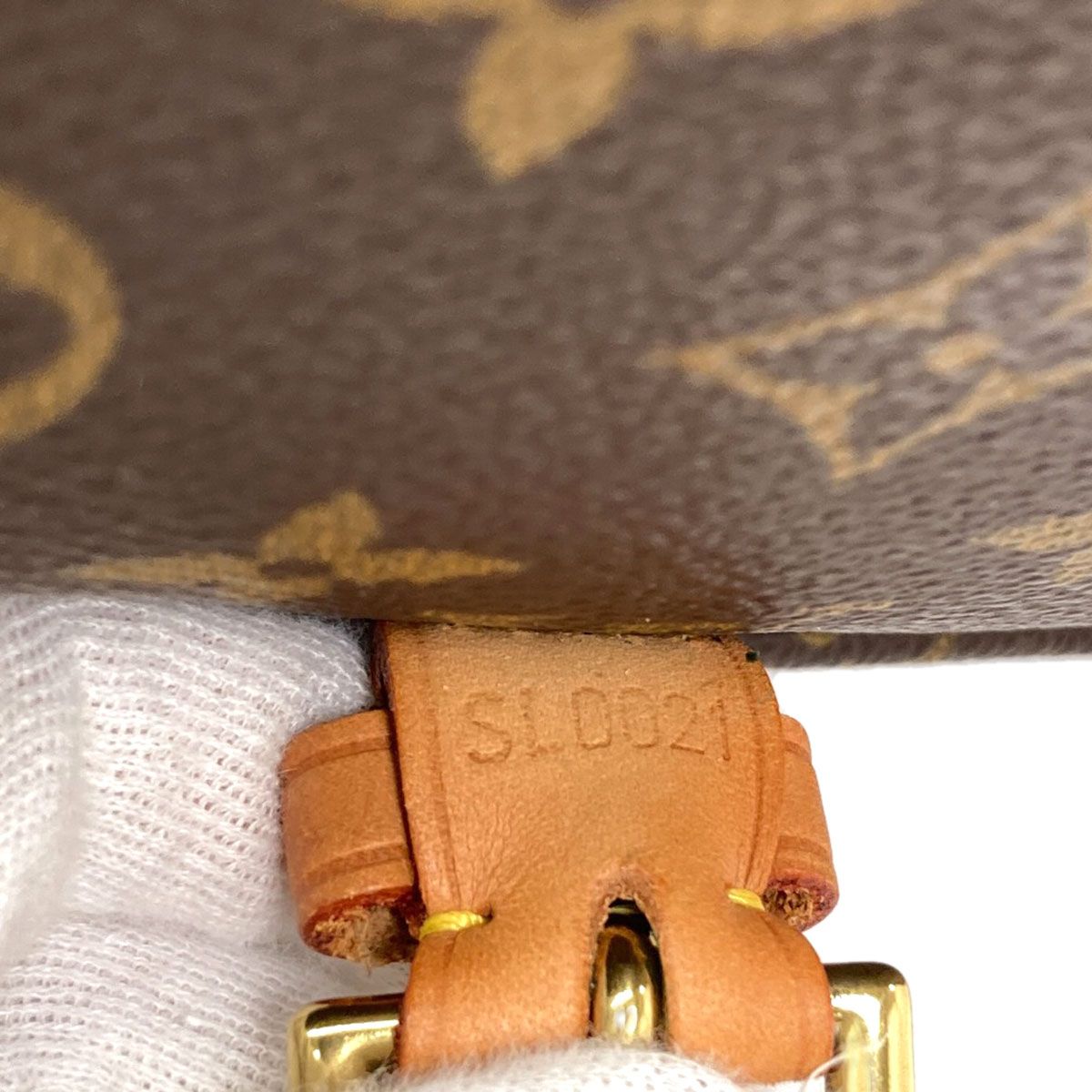 Louis Vuitton Solonge Shoulder Bag Monogram Canvas — view 7