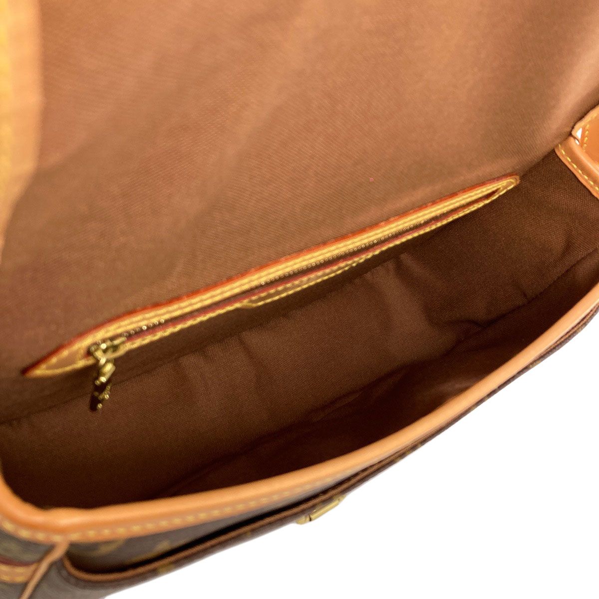 Louis Vuitton Solonge Shoulder Bag Monogram Canvas — view 5