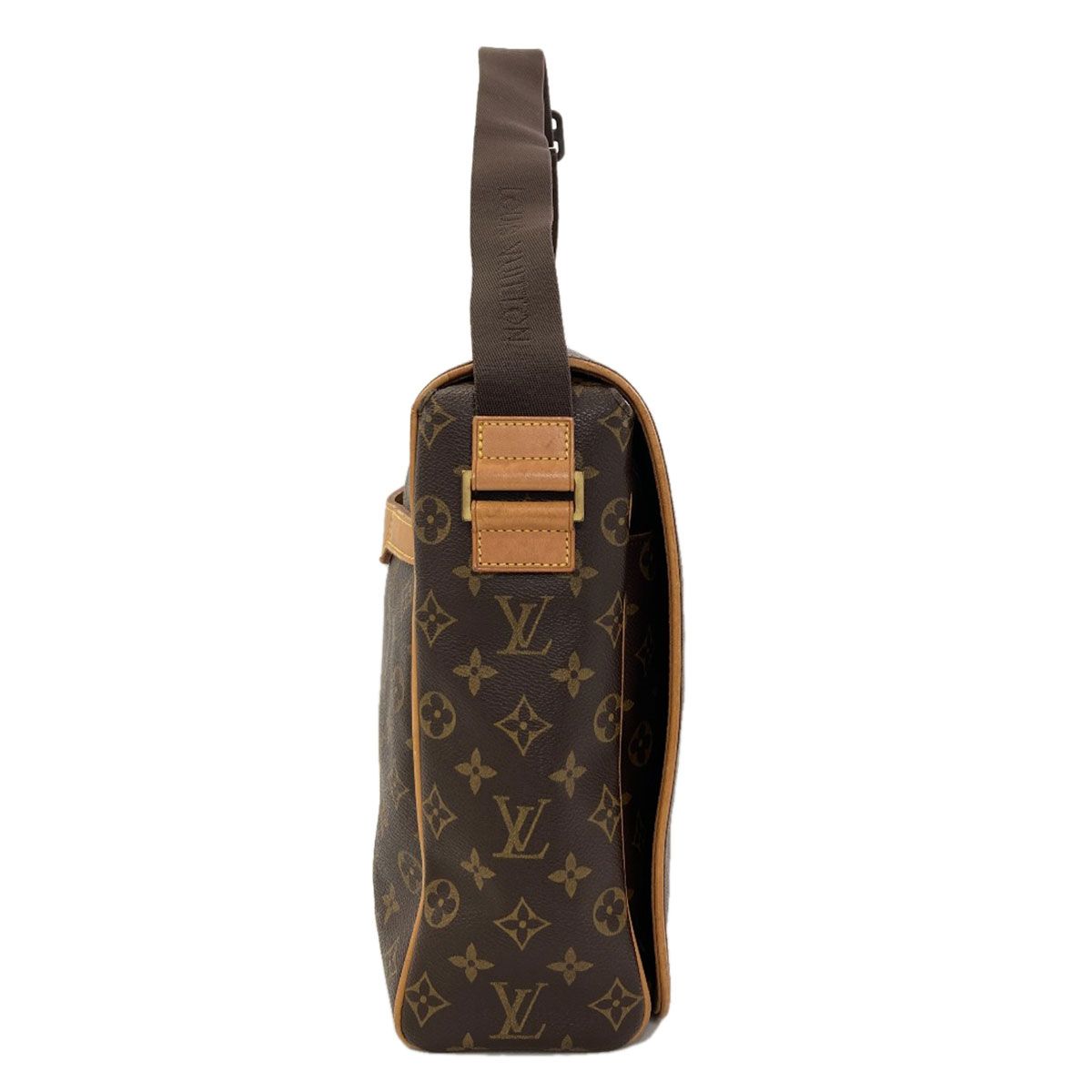 Louis Vuitton Aves Shoulder Bag Monogram Canvas — view 3