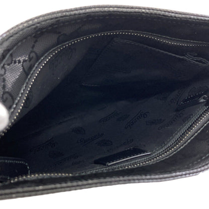 Gucci GG Supreme Shoulder Bag — view 5