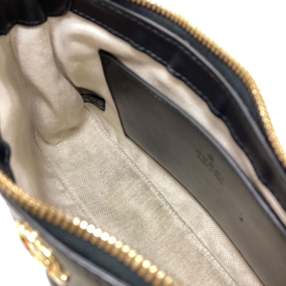 Gucci GG Matelasse 2-Way Handbag Calfskin — view 8