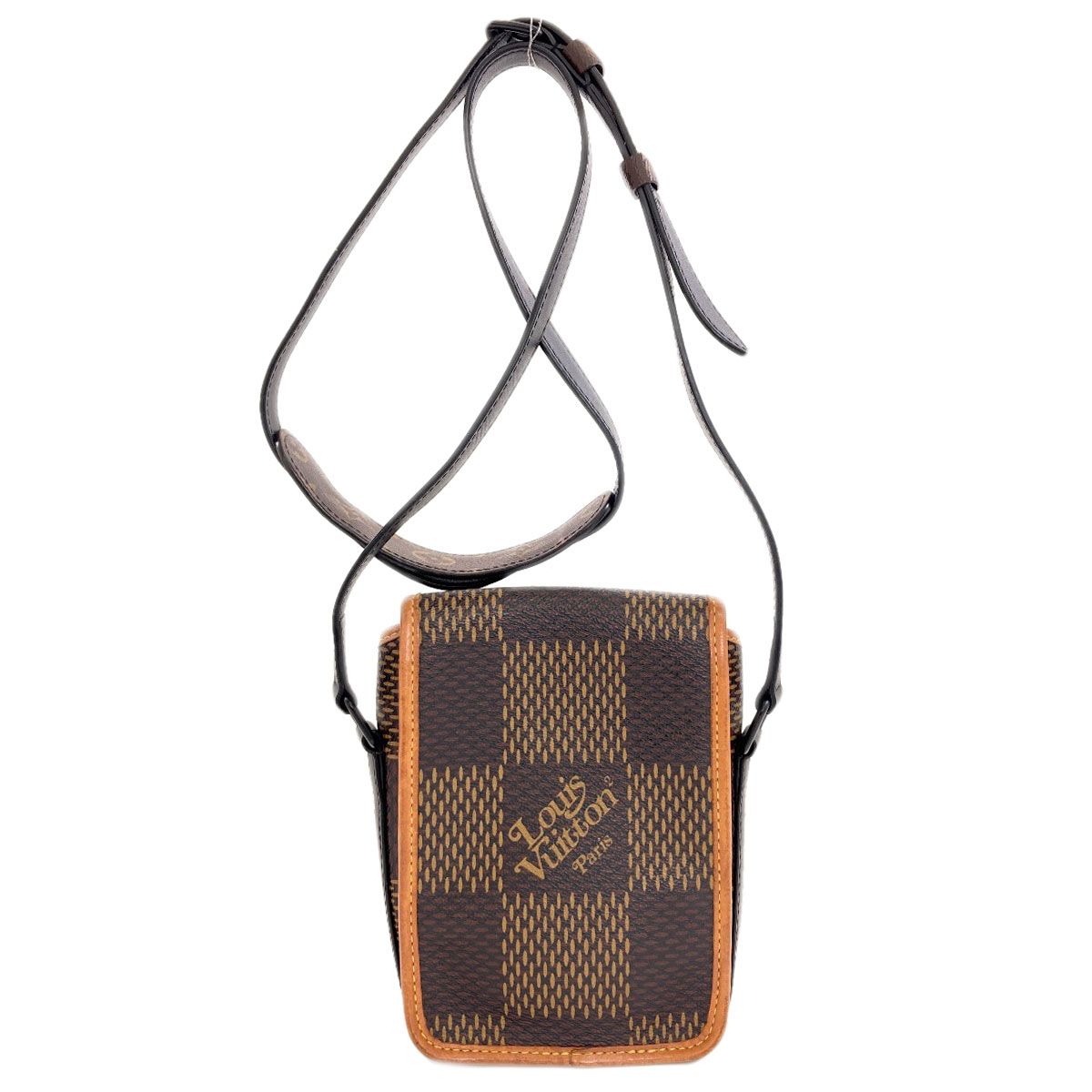 Louis Vuitton Amazon Messenger Collaboration Shoulder Bag Monogram Canvas — view 2