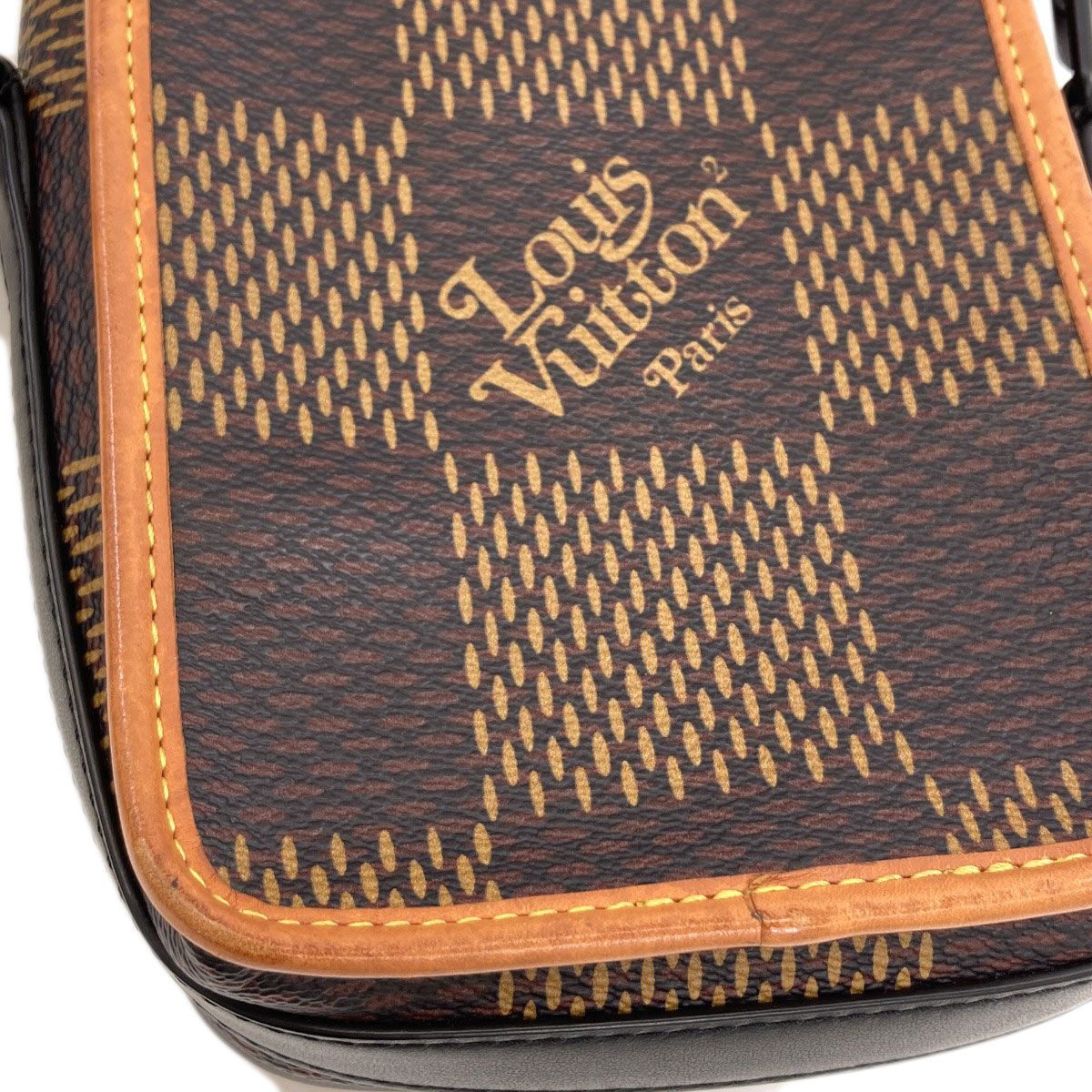 Louis Vuitton Amazon Messenger Collaboration Shoulder Bag Monogram Canvas — view 8