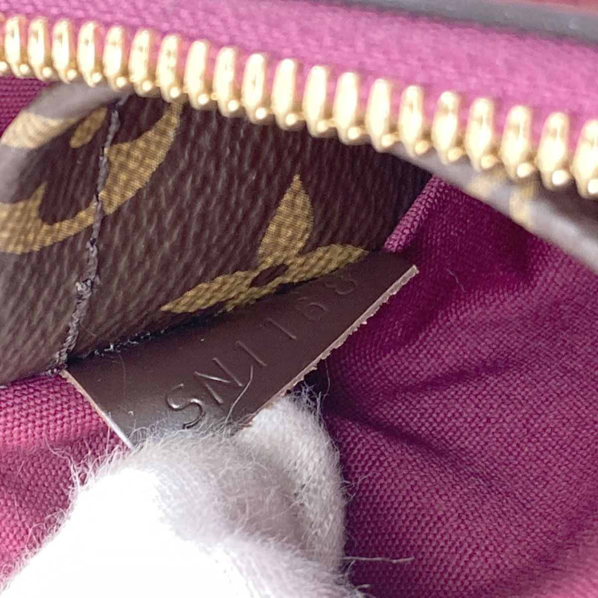 Louis Vuitton Tote Miroir Handbag Vernis — view 7