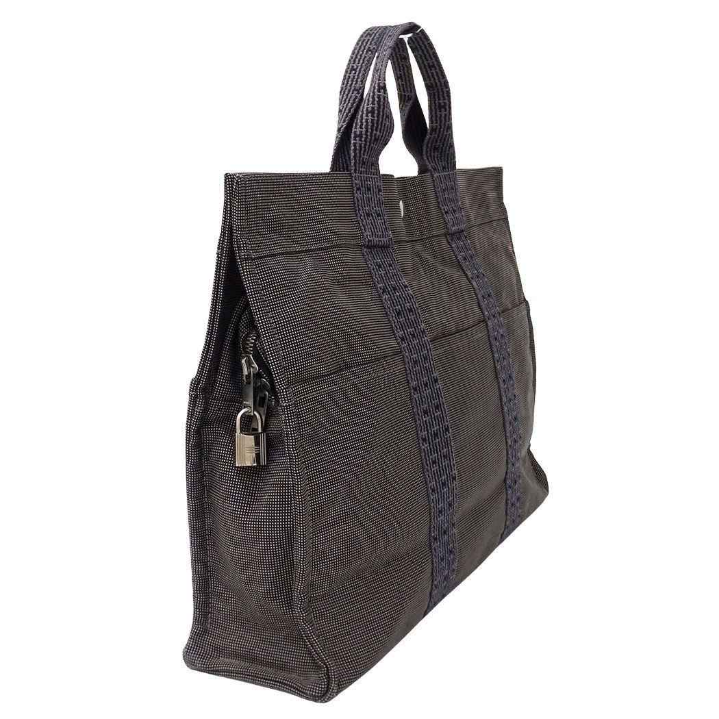 Hermes Tote Bag Her Line MM Canvas Black — view 4