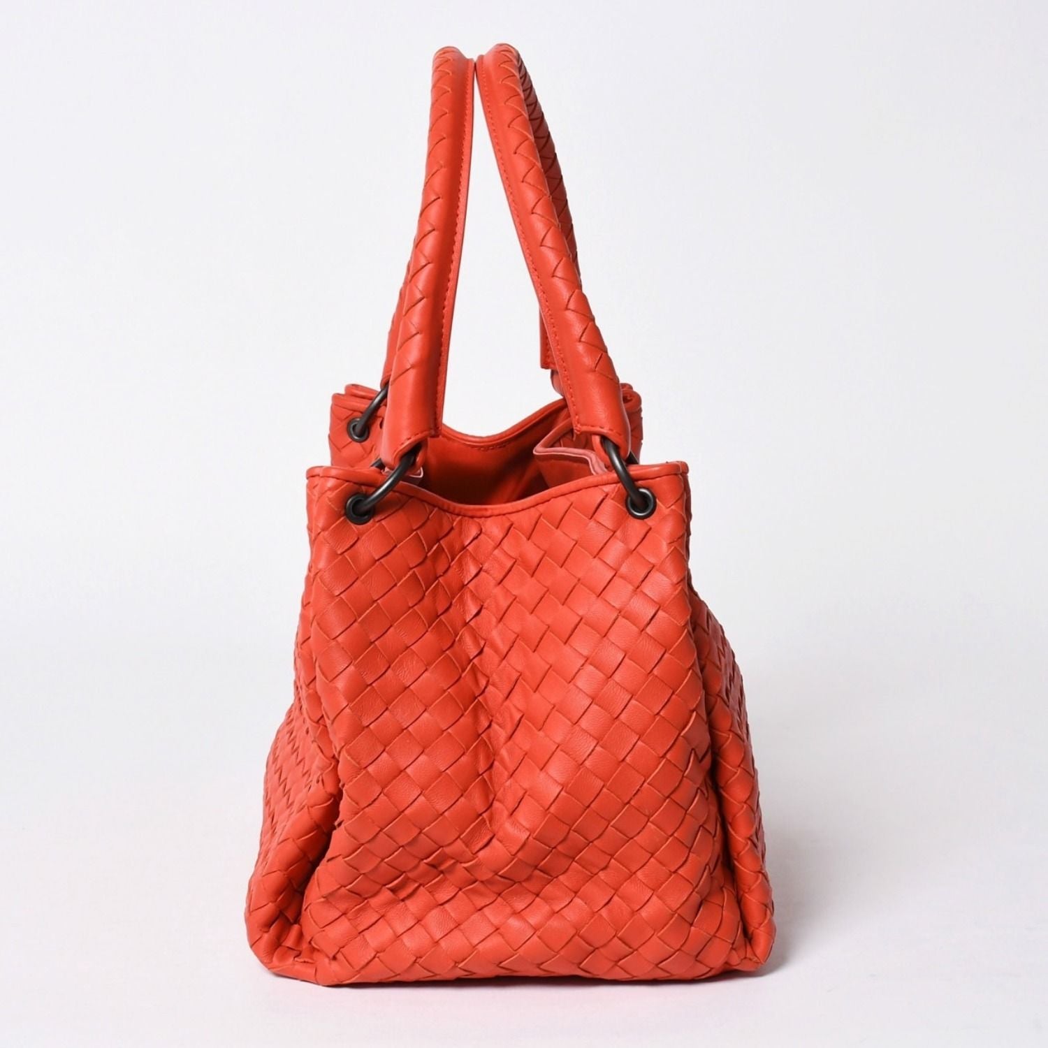 Bottega Veneta Handbag Intrecciato Red Matt Black — view 4